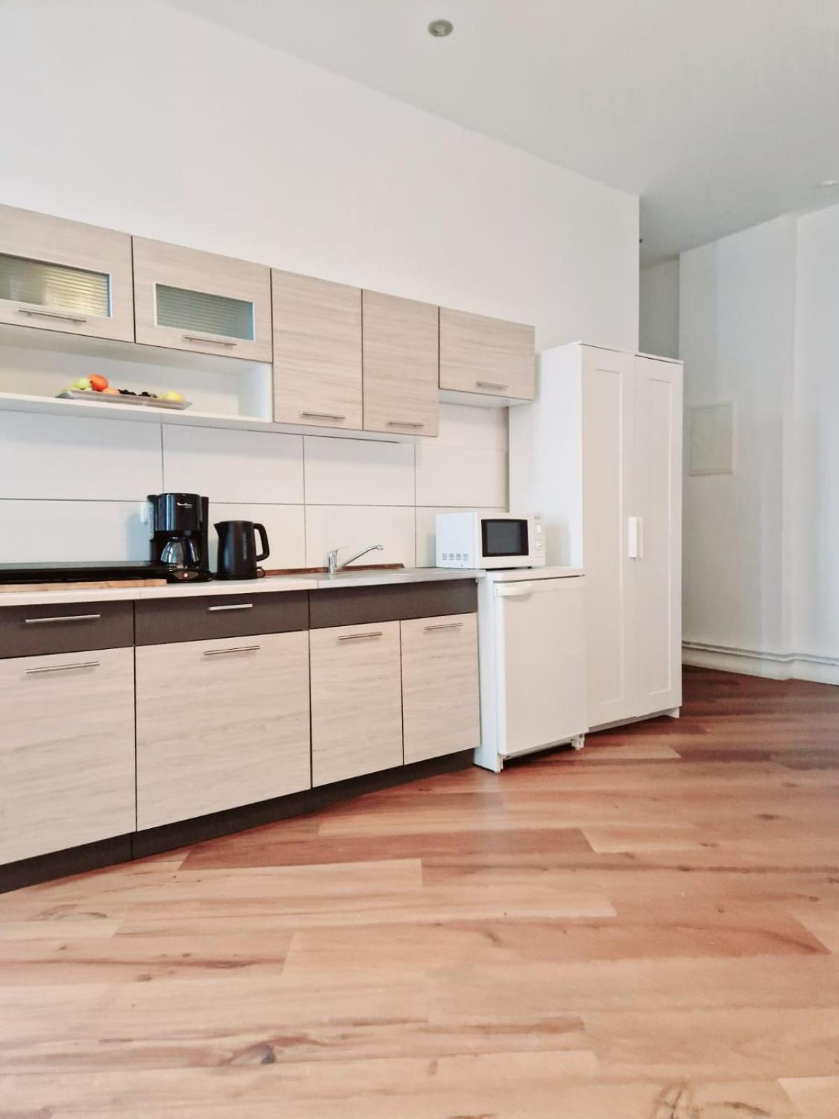 City Studio Apartment For 4, Near Sonnenallee Berlim Exterior foto